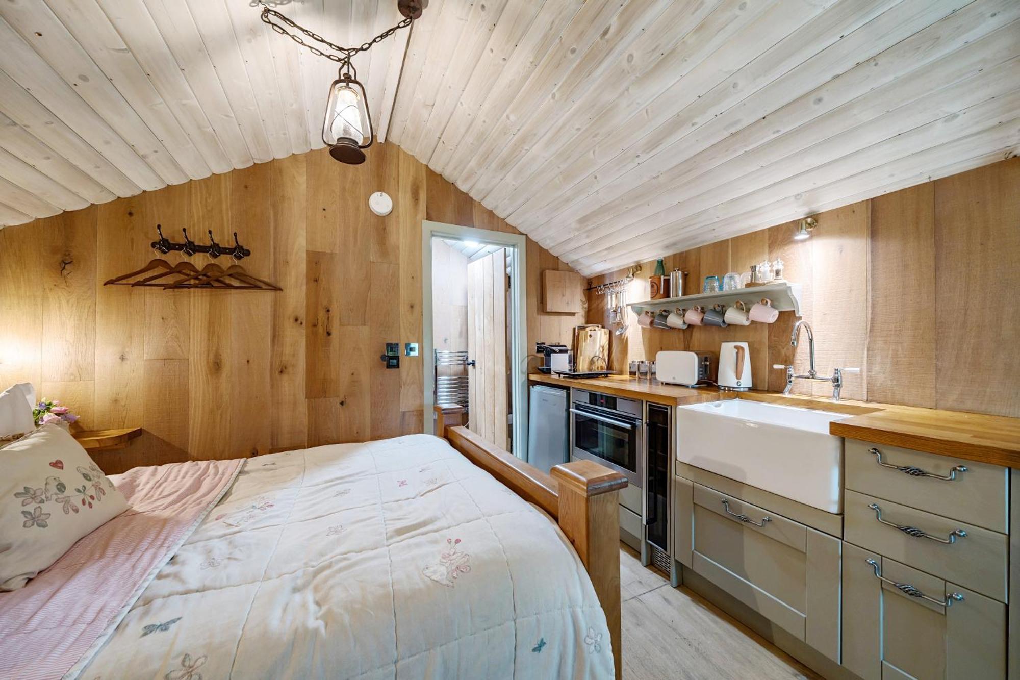 The Treehouse At Salcombe Farm Βίλα Εξωτερικό φωτογραφία