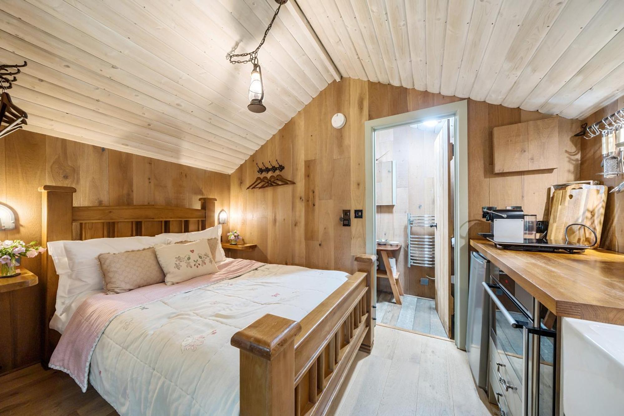The Treehouse At Salcombe Farm Βίλα Εξωτερικό φωτογραφία