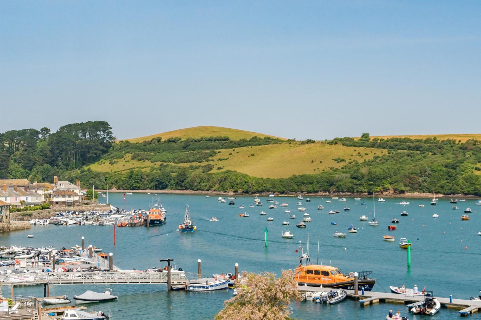 The Treehouse At Salcombe Farm Βίλα Εξωτερικό φωτογραφία